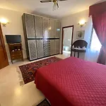 B&B Larazzo