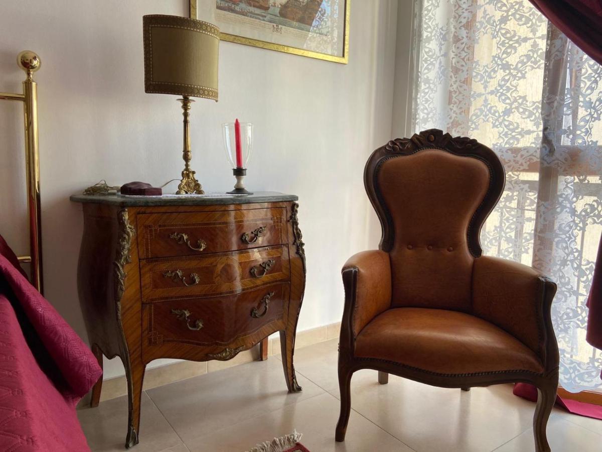 Larazzo Couette-café *